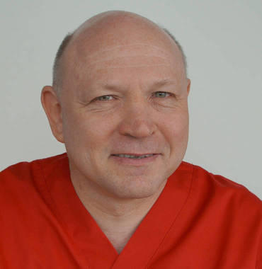 Dr. Klaus Leischner